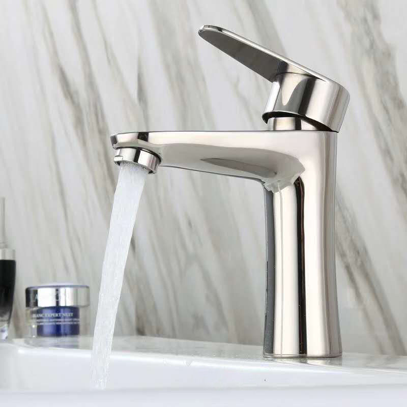 SUS304 Stainless Steel Single Hole Single Handle Basin Mixer in Matte Black Chrome SN Gold